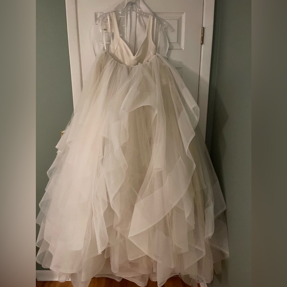NWT Hailey Paige Bowie wedding gown